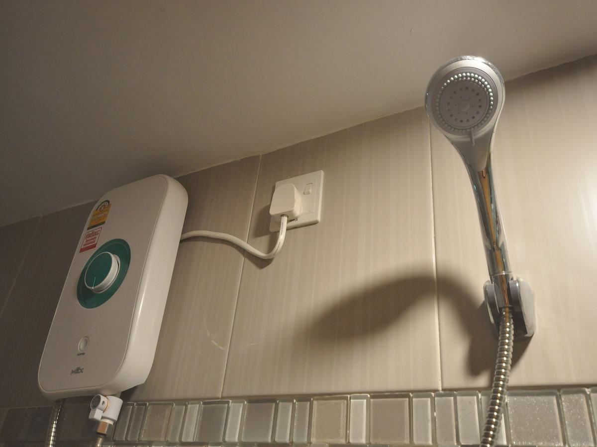 Hostel Latha Yangon Dış mekan fotoğraf